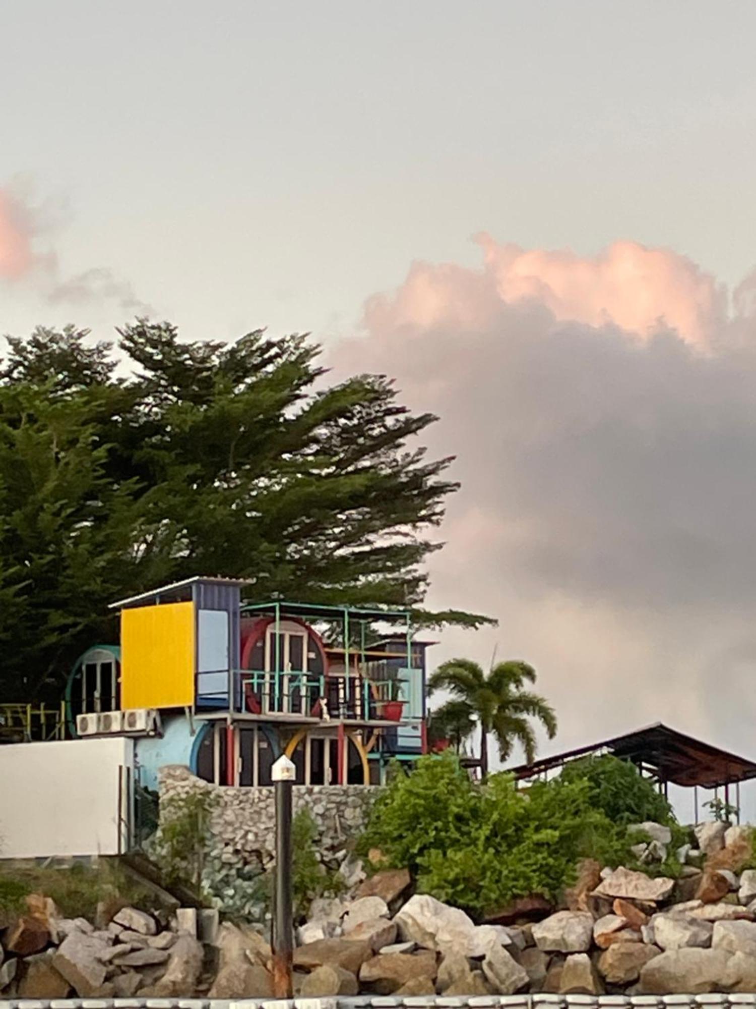 Tubotel Pantai Cenang  Exterior foto